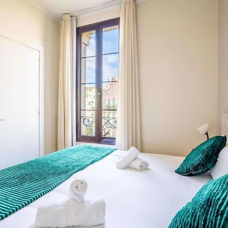 Apartment Eixample Next To Paseo De Gracia Modern 3bd *